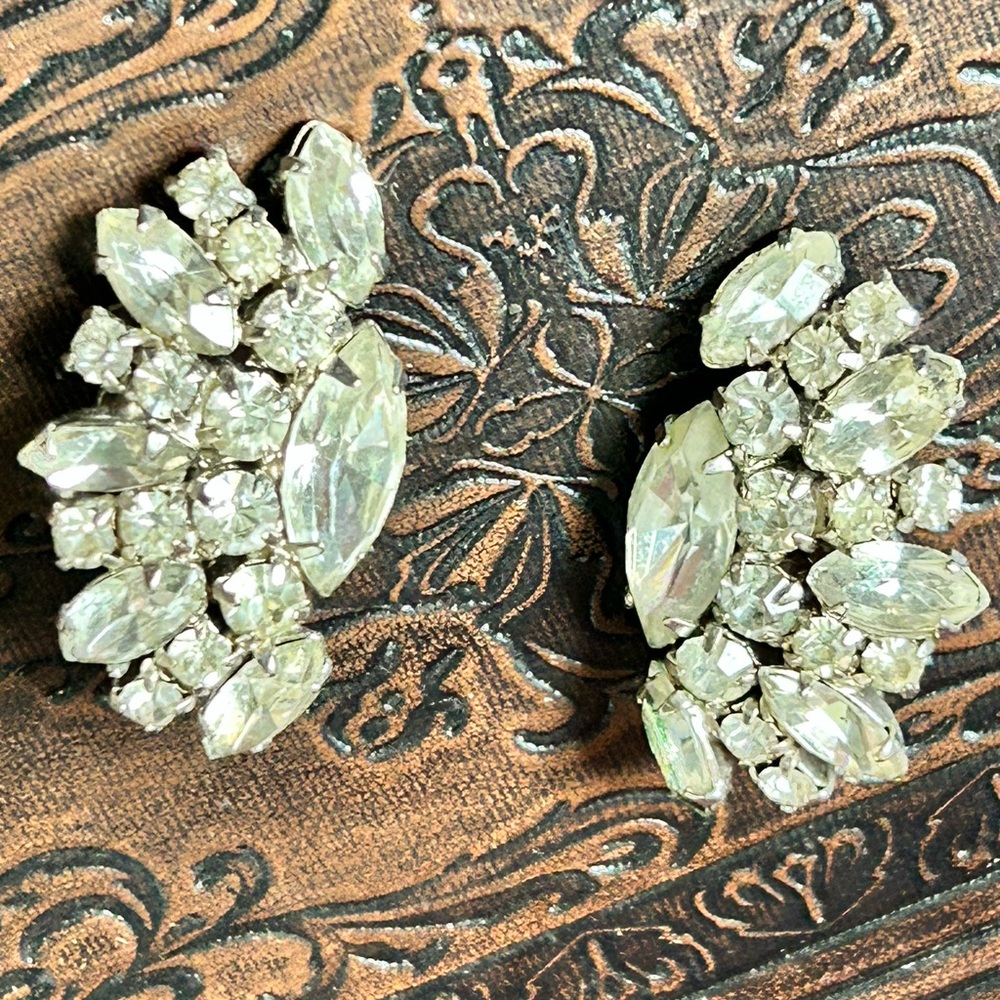 Vintage Art Deco Rhinestone Crystal Clip on Earrings 1950s